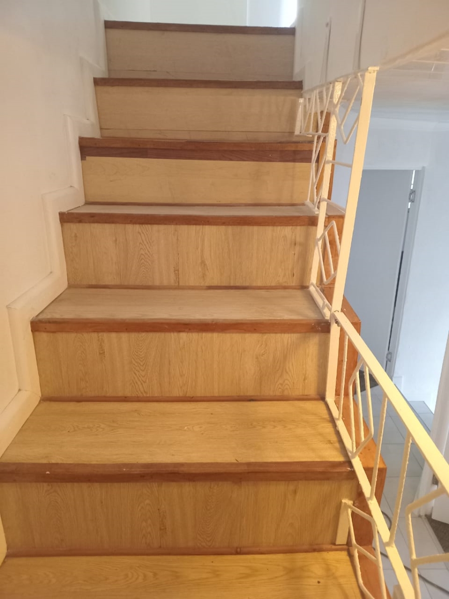 To Let 1 Bedroom Property for Rent in Plumstead Western Cape